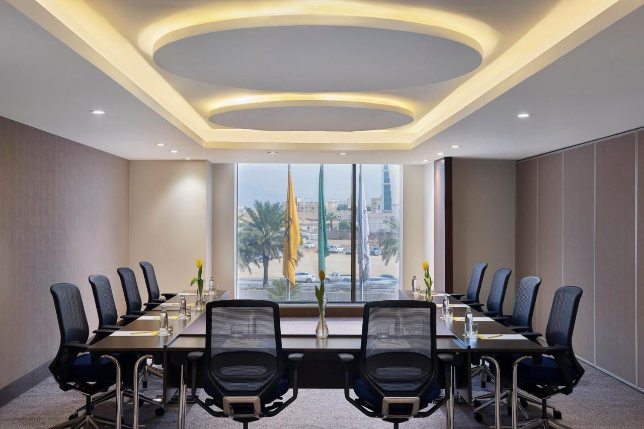 Voco - Riyadh, An Ihg Hotel - فندق فوكو الرياض, احدى فنادق مجموعة إنتركونتيننتال Екстер'єр фото Meeting room