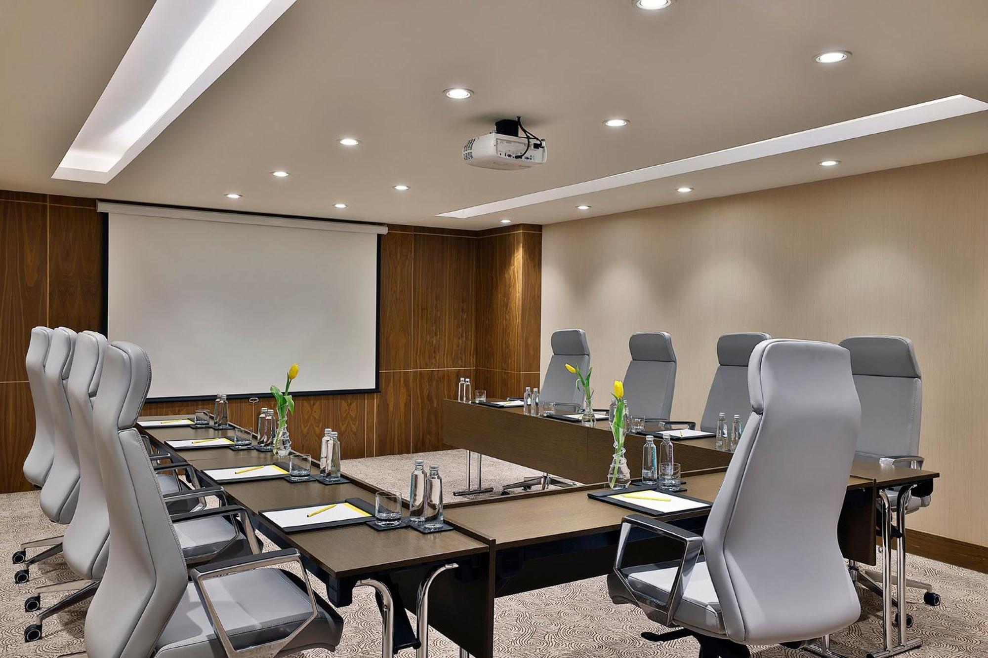 Voco - Riyadh, An Ihg Hotel - فندق فوكو الرياض, احدى فنادق مجموعة إنتركونتيننتال Екстер'єр фото Meeting room