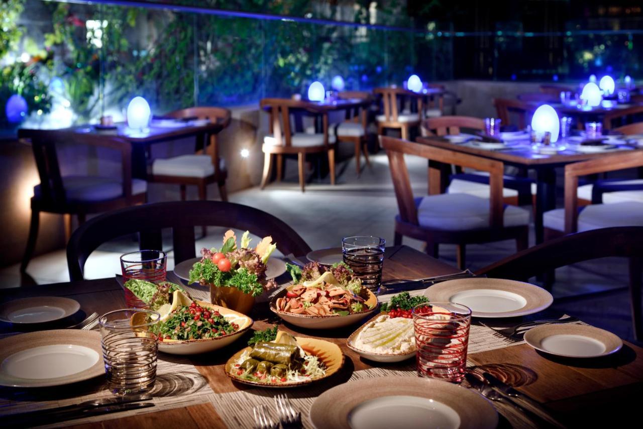 Voco - Riyadh, An Ihg Hotel - فندق فوكو الرياض, احدى فنادق مجموعة إنتركونتيننتال Екстер'єр фото The Deck